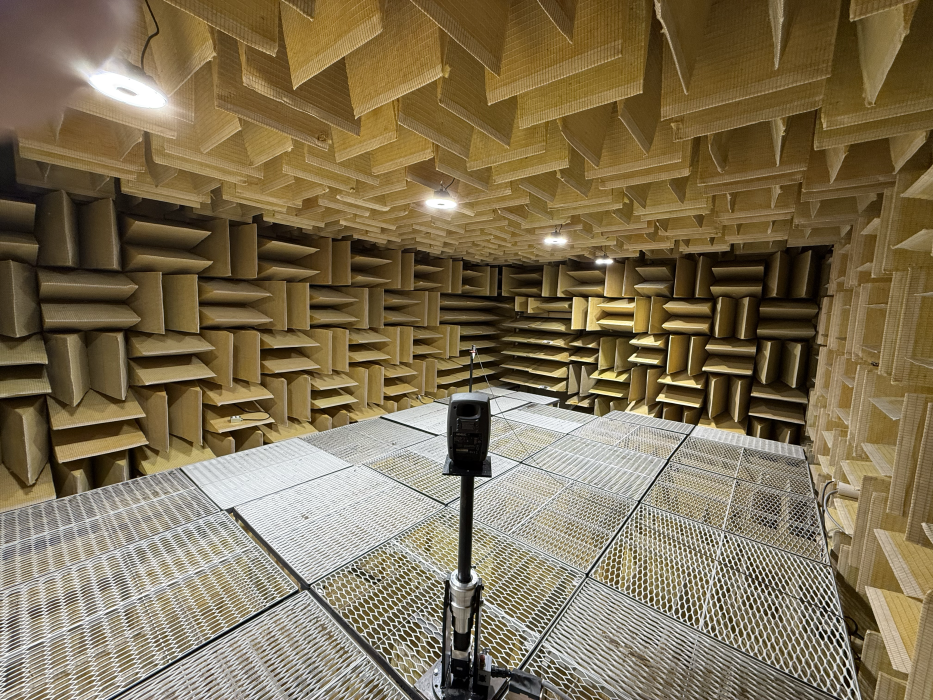 genelec rear